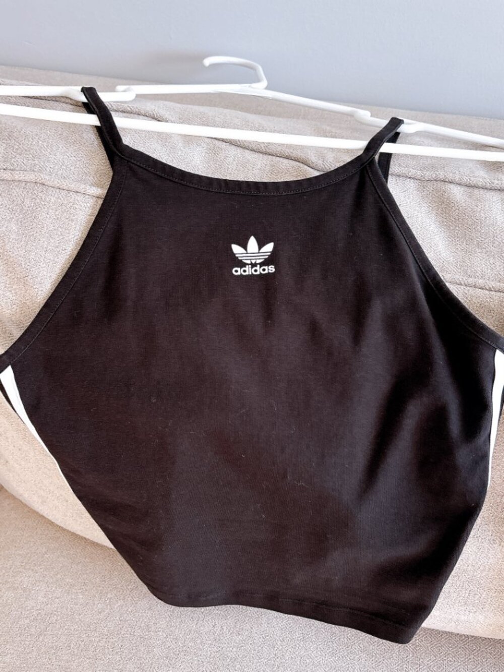 95% NEW ADIDAS TOP, SIZE M - Picture 5 of 5